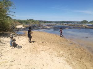 Read more about the article Auf dem Weg nach Botswana – Zwischenstopp auf Bovu Island